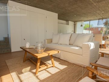 VENTA Casa 4 dormitorios con jardín y pileta en ABRA Funes