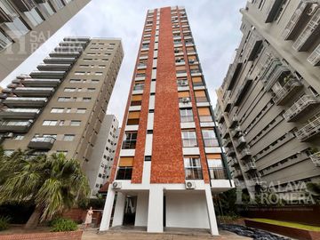 Departamento en venta 3 ambientes más dependencia en Olivos