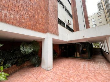 Departamento en venta 3 ambientes más dependencia en Olivos