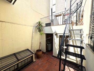 Venta - Casa de tres dormitorios, cochera y quincho con terraza en Centro Río, Rosario