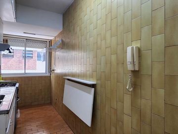 VENTA 3 ambientes super luminoso / ubicación privilegiada con Seg 24hs