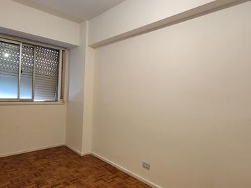 VENTA 3 ambientes super luminoso / ubicación privilegiada con Seg 24hs