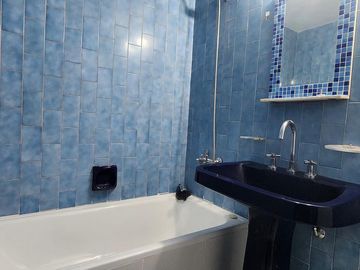 VENTA 3 ambientes super luminoso / ubicación privilegiada con Seg 24hs