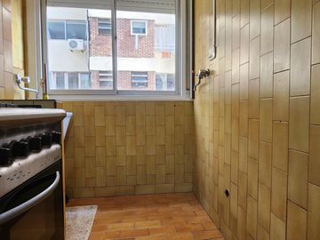 VENTA 3 ambientes super luminoso / ubicación privilegiada con Seg 24hs