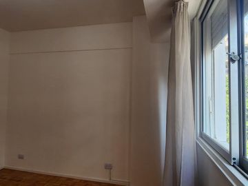 VENTA 3 ambientes super luminoso / ubicación privilegiada con Seg 24hs