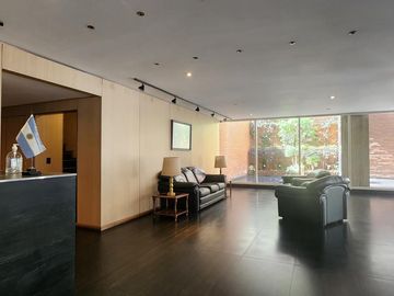 VENTA 3 ambientes super luminoso / ubicación privilegiada con Seg 24hs