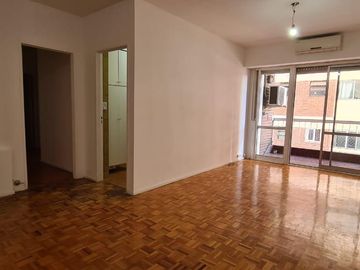 VENTA 3 ambientes super luminoso / ubicación privilegiada con Seg 24hs