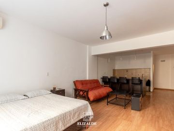 Vera y Scalabrini Ortíz - Monoambiente Grande con Patio - Villa Crespo