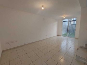 Casa en Venta en Fraccionamiento Rivieras de Oriente, Apodaca, N.L.