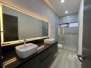 Casa en Venta, Fraccionamiento Imperial de las Animas Xalapa
