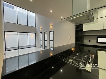 Casa en Venta, Fraccionamiento Imperial de las Animas Xalapa