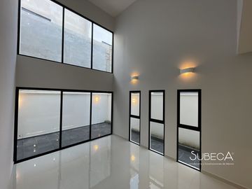 Casa en Venta, Fraccionamiento Imperial de las Animas Xalapa