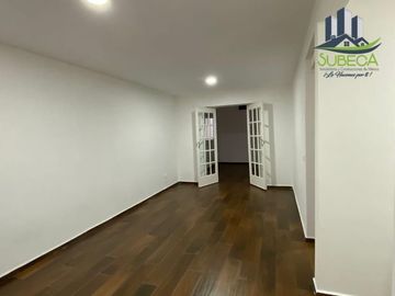 Casa con 4 recámaras en Venta Zona Araucarias Xalapa
