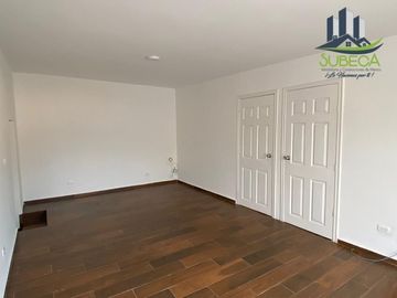 Casa con 4 recámaras en Venta Zona Araucarias Xalapa