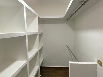 Casa con 4 recámaras en Venta Zona Araucarias Xalapa