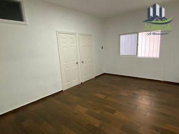 Casa con 4 recámaras en Venta Zona Araucarias Xalapa
