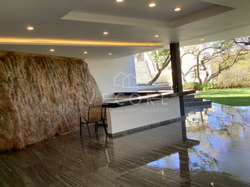CASA EN VENTA EN LAS CAÑADAS RESIDENCIAL, ZAPOPAN