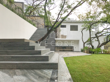 CASA EN VENTA EN LAS CAÑADAS RESIDENCIAL, ZAPOPAN