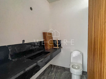 CASA EN VENTA EN LAS CAÑADAS RESIDENCIAL, ZAPOPAN