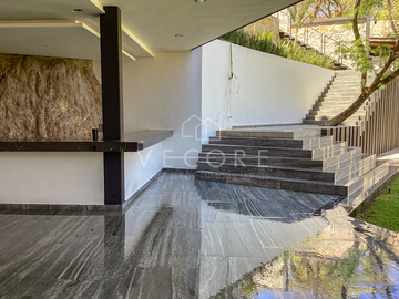 CASA EN VENTA EN LAS CAÑADAS RESIDENCIAL, ZAPOPAN