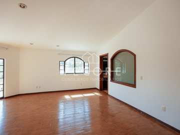 CASA EN VENTA EN VALLE REAL, ZAPOPAN