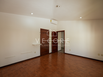 CASA EN VENTA EN VALLE REAL, ZAPOPAN