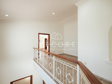 CASA EN VENTA EN VALLE REAL, ZAPOPAN