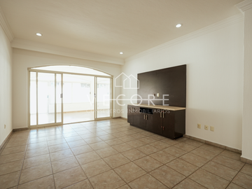 CASA EN VENTA EN VALLE REAL, ZAPOPAN