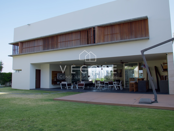 RESIDENCIA EN VENTA, LOS FRAILES, PUERTA DE HIERRO,  ZAPOPAN