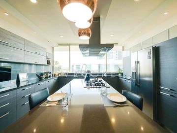 RESIDENCIA EN VENTA, LOS FRAILES, PUERTA DE HIERRO,  ZAPOPAN