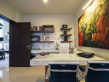 RESIDENCIA EN VENTA, LOS FRAILES, PUERTA DE HIERRO,  ZAPOPAN