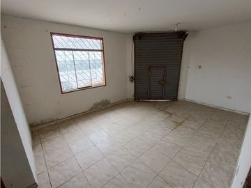 VILLA EL SALVADOR - VENTA CASA COMO TERRENO - ÁREA 108 m2