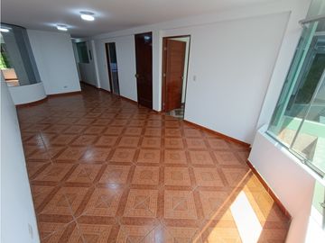 SURCO - VENTA DEPARTAMENTO - ÁREA 75 m2