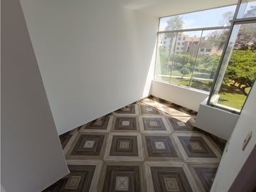 SURCO - VENTA DEPARTAMENTO - ÁREA 75 m2