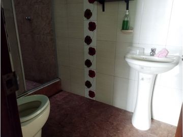 SE VENDE CASA DE 3 PISOS EN YURIMAGUAS, LORETO