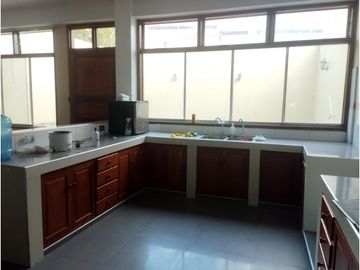 SE VENDE CASA DE 3 PISOS EN YURIMAGUAS, LORETO