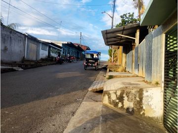 SE VENDE CASA DE 3 PISOS EN YURIMAGUAS, LORETO