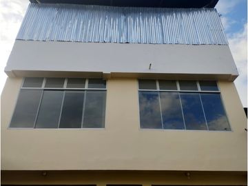 SE VENDE CASA DE 3 PISOS EN YURIMAGUAS, LORETO