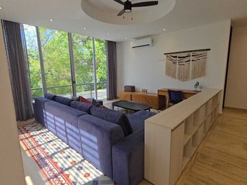 CASA EN VENTA EN HERMOSA PRIVADA EN CHOLUL MERIDA