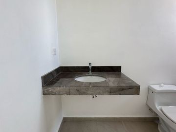 Casa en Caucel, Mérida- Privada con Parque Central y Amenidades