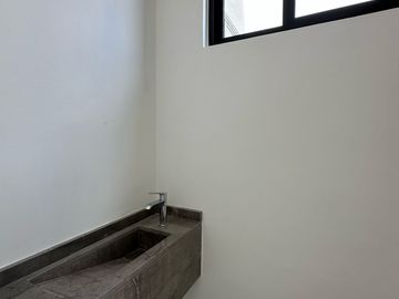 Casa en Caucel, Mérida- Privada con Parque Central y Amenidades