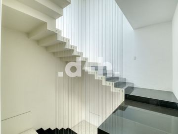 VENTA DE CASA  BOSQUES DE LAS LOMAS- 2
