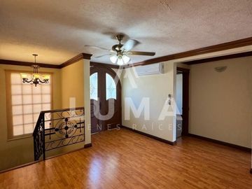 Casa en venta en Fraccionamiento Malibran