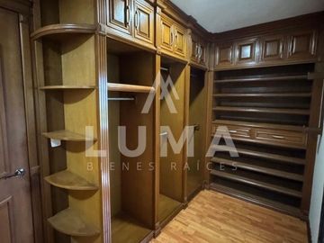 Casa en venta en Fraccionamiento Malibran
