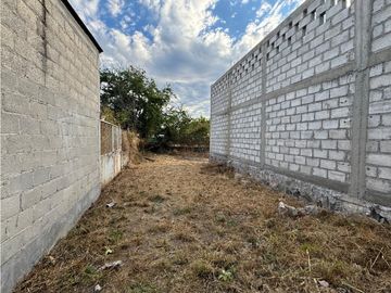 TERRENO EN VENTA A UN COSTADO DE SKYDIVE TEQUES