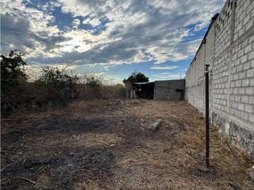TERRENO EN VENTA A UN COSTADO DE SKYDIVE TEQUES