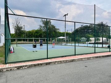 Exclusiva Casa En Venta En Pance, Lujo, Naturaleza Y Seguridad En Conjunto Residencial