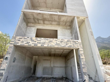 Casa en venta en Cumbres Elite Premier, García