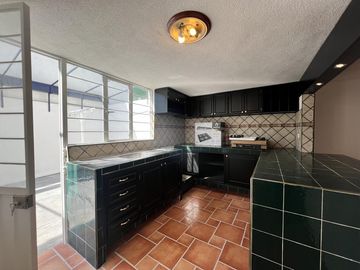 Casa en  Venta 4 Recamaras fracc. Valle del Angel