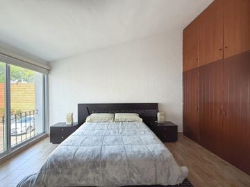 VENTA DE CASA EN CONDOMINIO REMODELADA CON VIGILANCIA 3 RECAMARAS